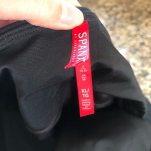 Spanxs black leggings